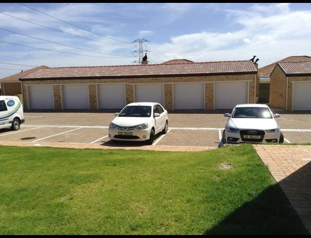 2 BEDROOM PROPERTY TO RENT IN BRACKENFELL SOUTH